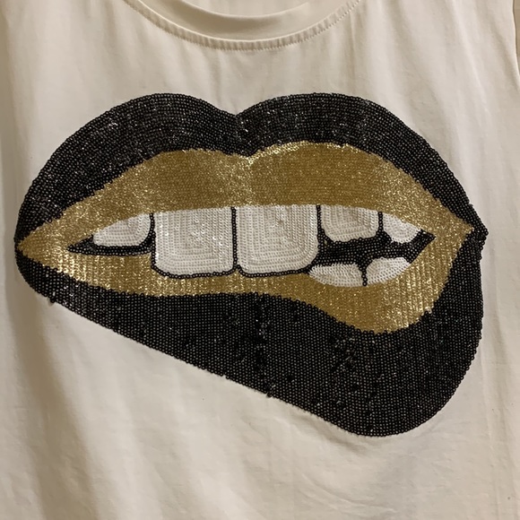 T shirt. (more made to be casual / dressed up) From sparkle city. - Picture 2 of 2